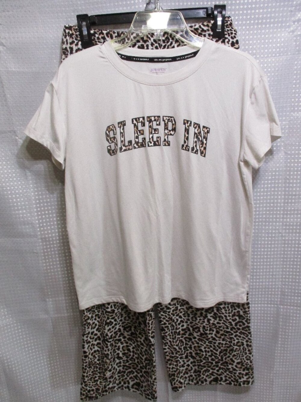 Joyspun Dreamy Soft Collection 'Sleep In' Leopard Women's Pajama Set  XS (0-2)